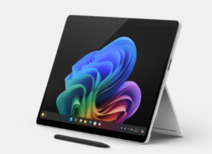Surface PRO11th Snapdragon Elite/16/512GB OLED PLATINO